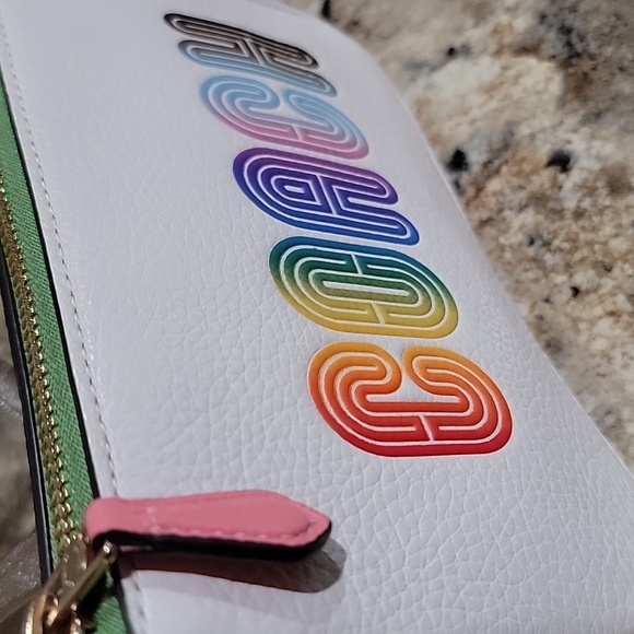 Coach EUC Nolita19 Leather Rainbow Purse or Wristlet LIKE NEW - Picture 5 of 10